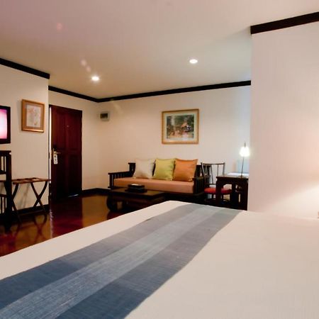 Cucumber Inn Suite Pattaya Exterior foto