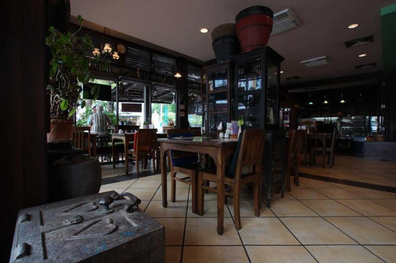 Cucumber Inn Suite Pattaya Exterior foto